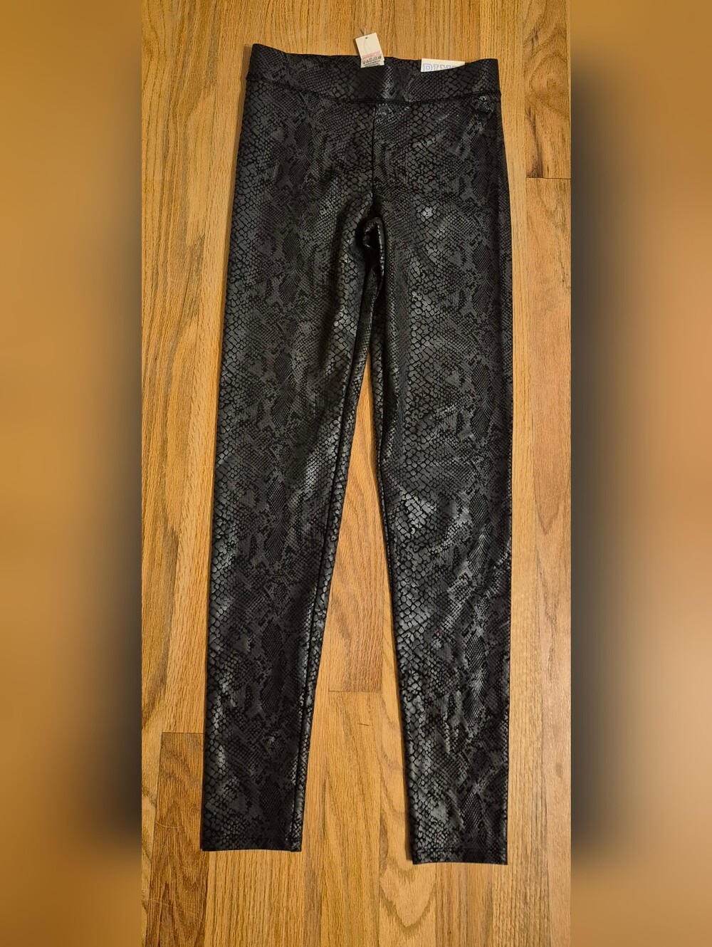 Nwt Womens Pink Metallic Leggings Size Small